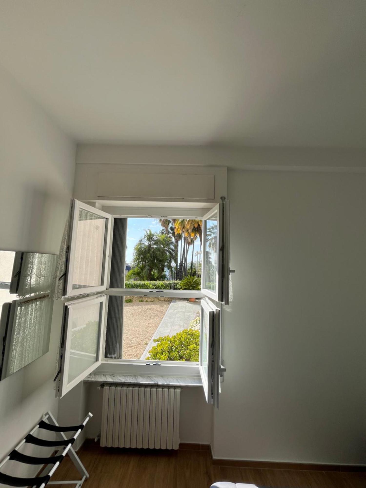 Mapa Holiday Sanremo 25 Exterior photo